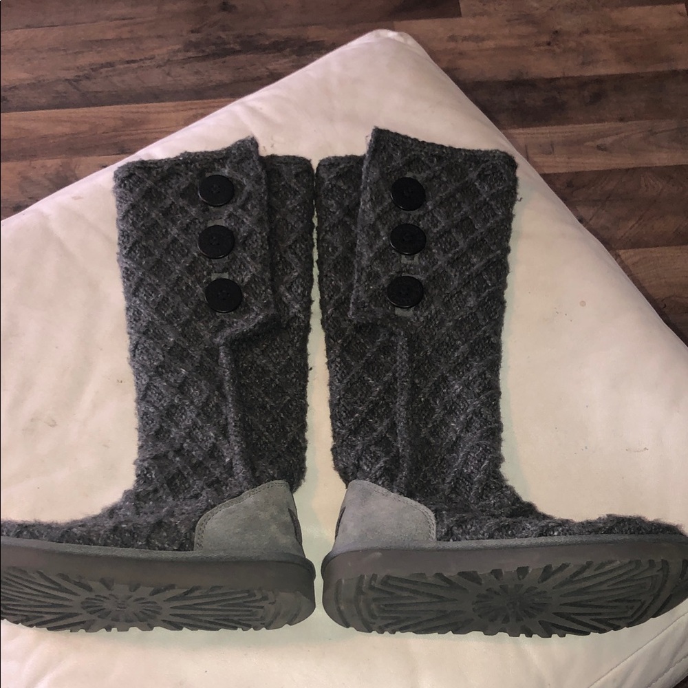UGG LATTICE CARDY KNIT TALL BOOTS BUTTON CLOSURE